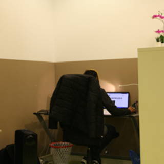 Open Space  8 postes Coworking Rue André Michel Montpellier 34000 - photo 2